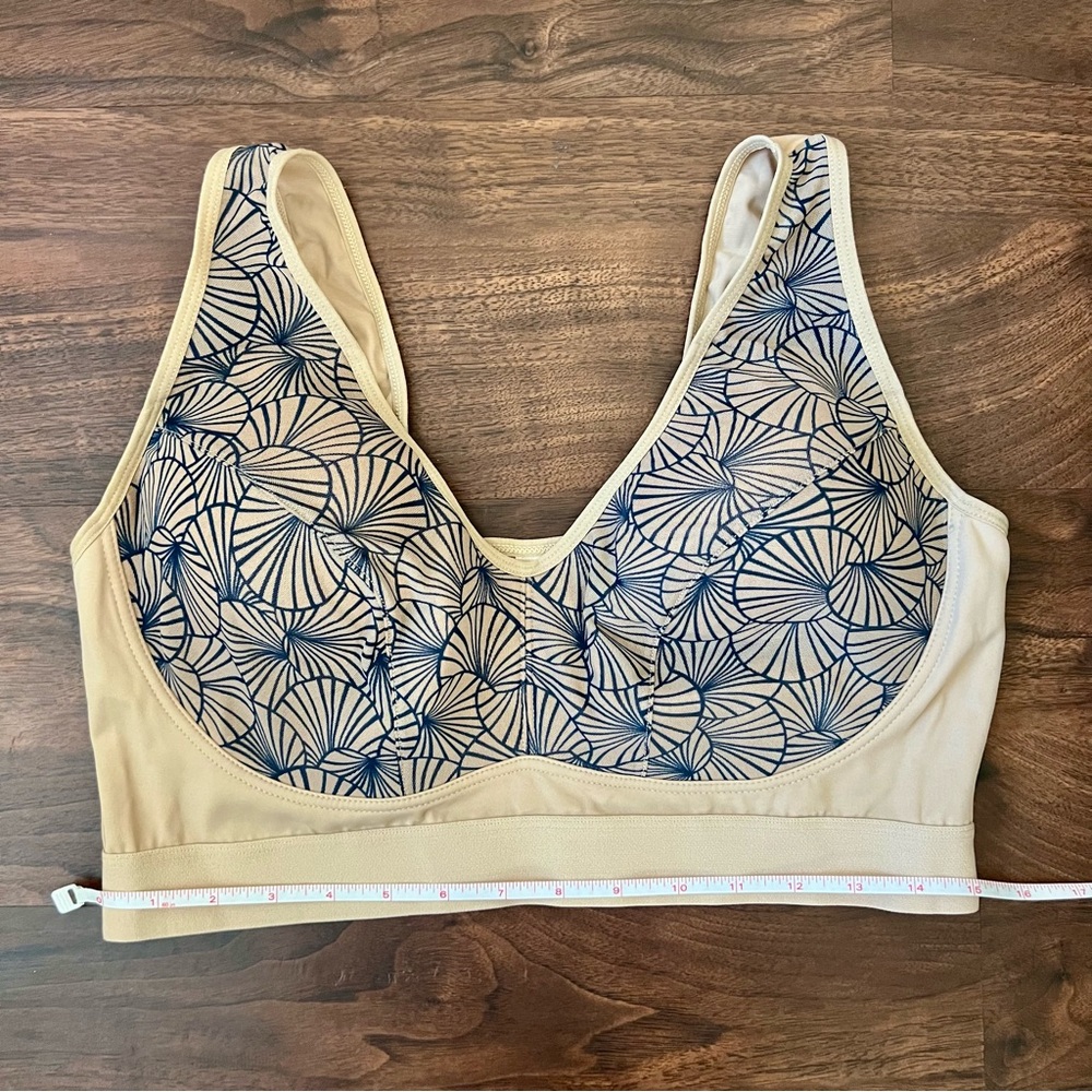 Rhonda Shear Beige W/Navy Blue Shell Pattern Wireless Bra Women’s Sz 2X NWOT - Picture 2 of 6